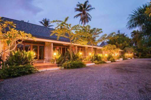 Ruean Thai Nai Bang by PANSAK Resort photo 3
