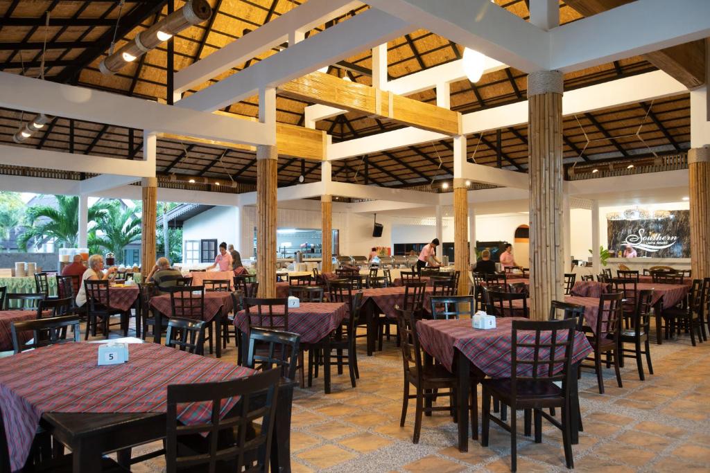 Southern Lanta Resort photo 3