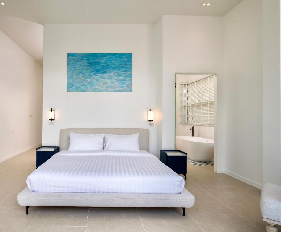 Nai Harn Beach 4 bedroom Pool Villa photo 2