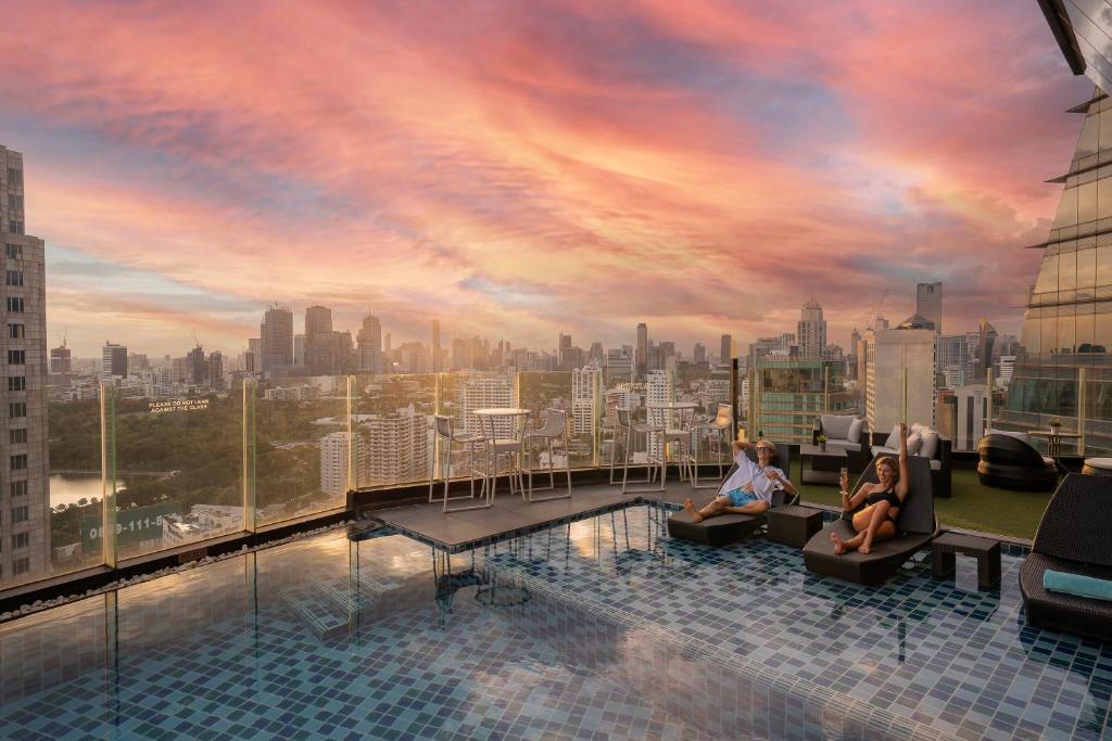 Montraj Continent Asoke — photo 1