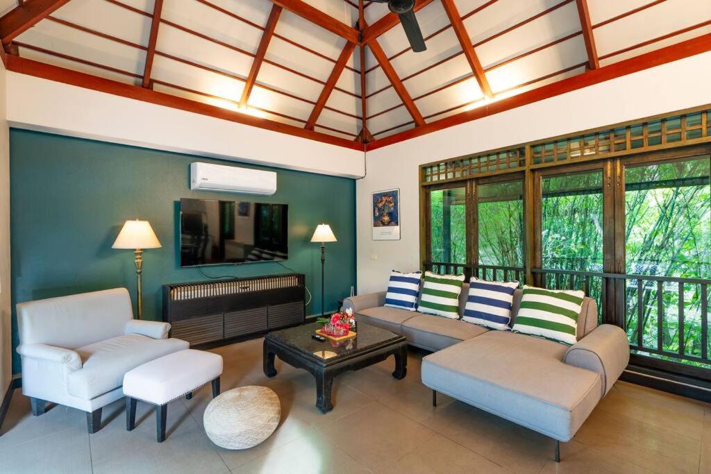 Three Bedrooms Phuket Private Pool Villa Bangtao photo 3