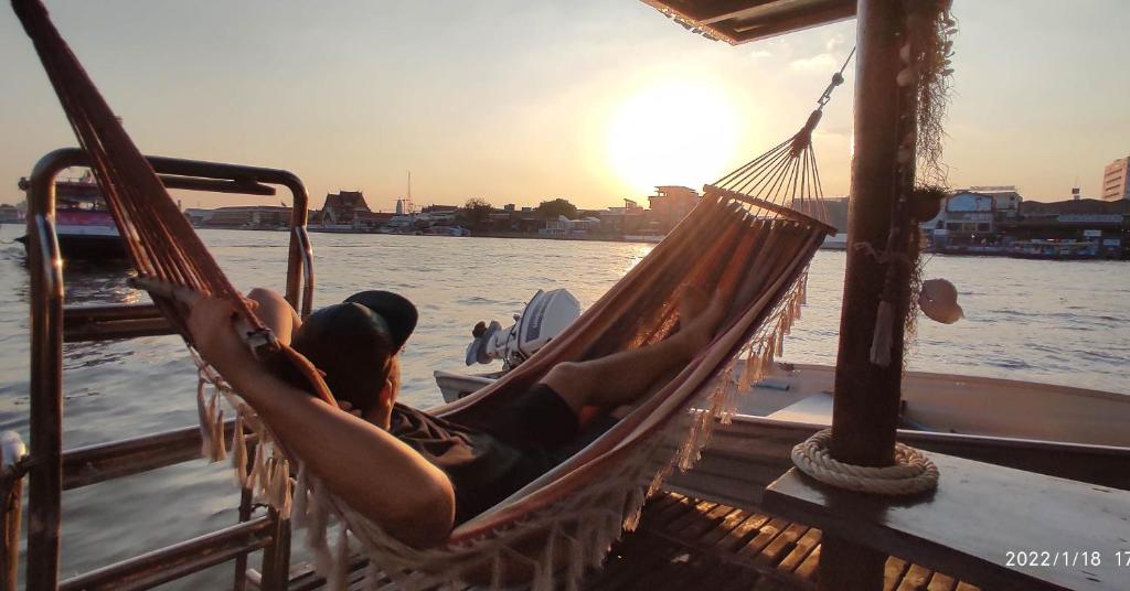 Sabai Sabai Liveaboard Bangkok — photo 1