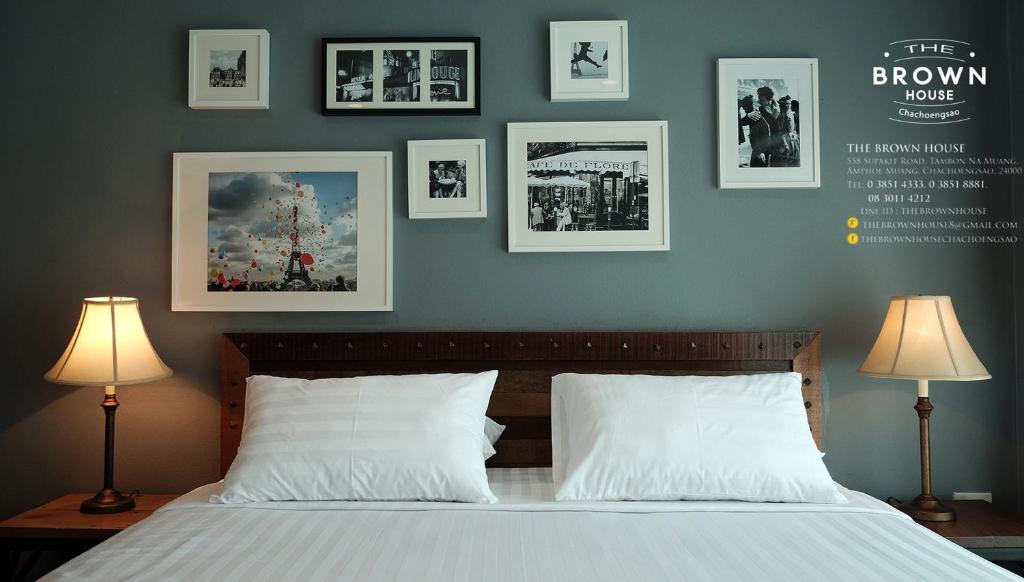 The Brown House Hotel — photo 1