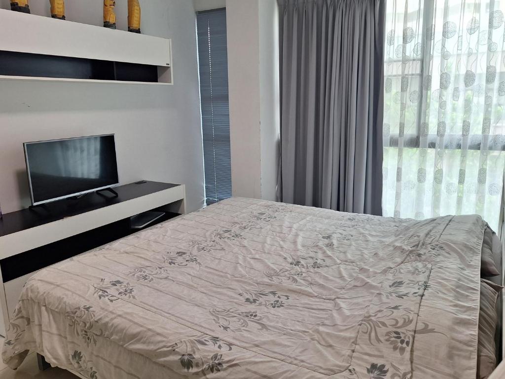 Neo2 condo 703 photo 2