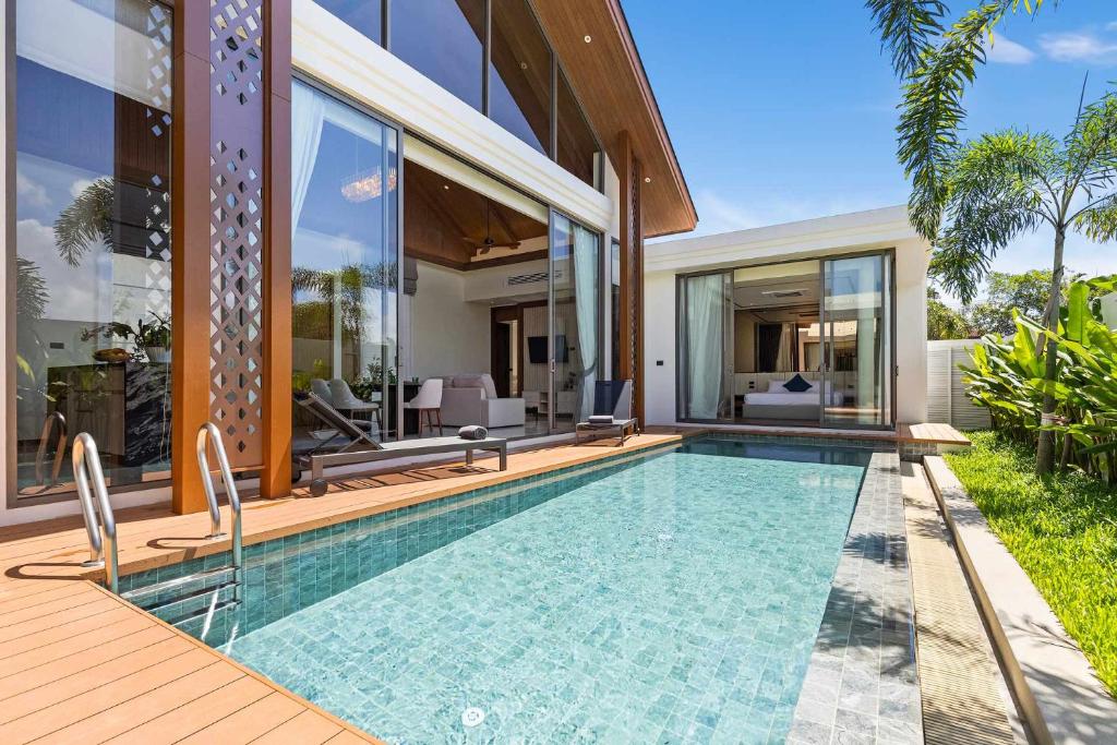 The Ozon Bangtao 3-bedrooms Villas with pool by My Home Phuket — photo 1