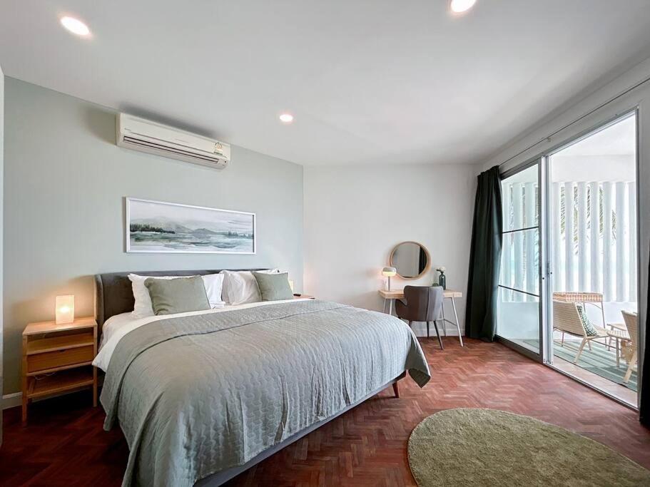 Seaview 2 bed in the heart of Hua Hin - BP2 photo 2