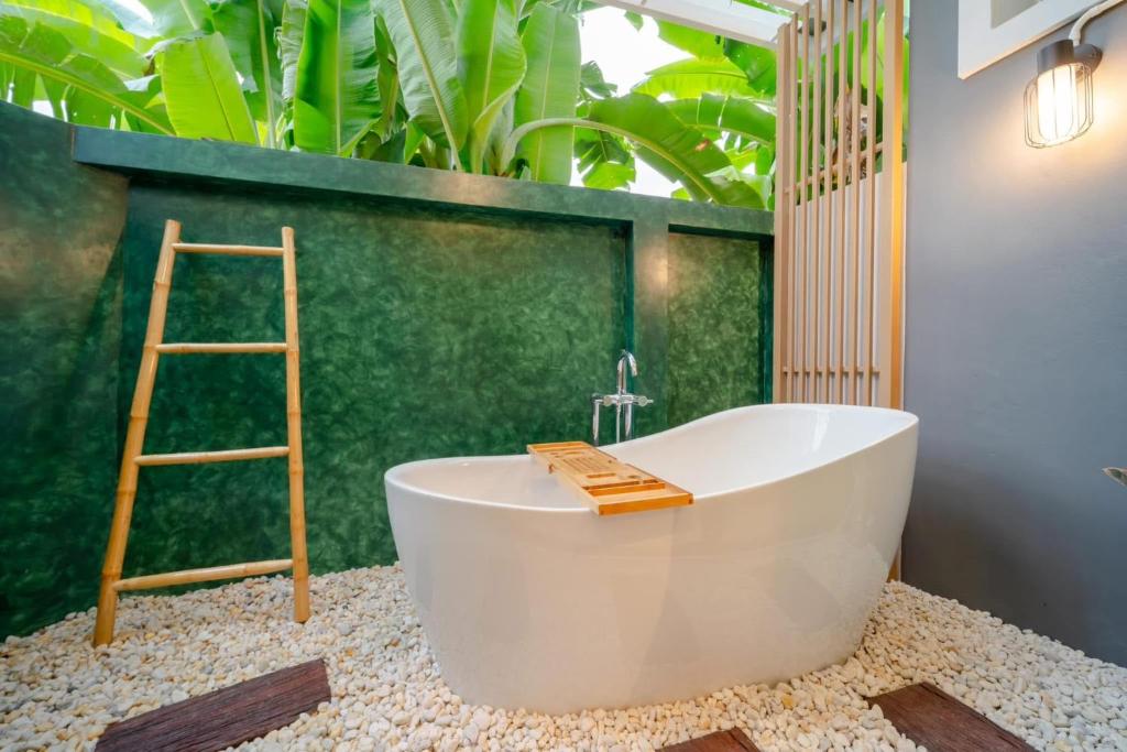 The marin poolvilla aonang photo 3