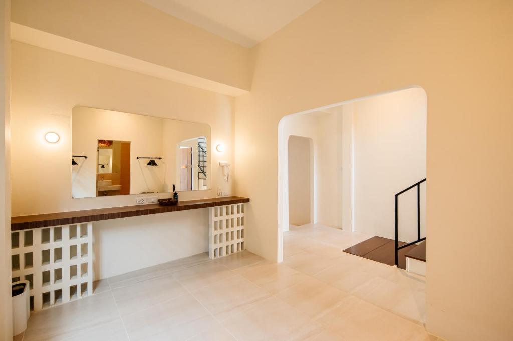 SOL HOUSE kohlarn photo 3