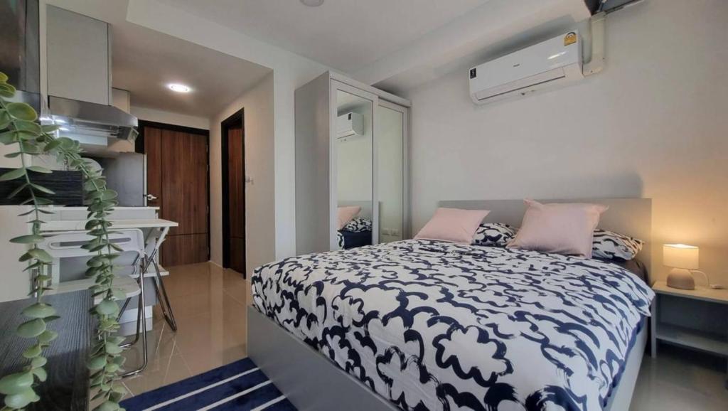 The Urban Tropical Apartments — photo 1