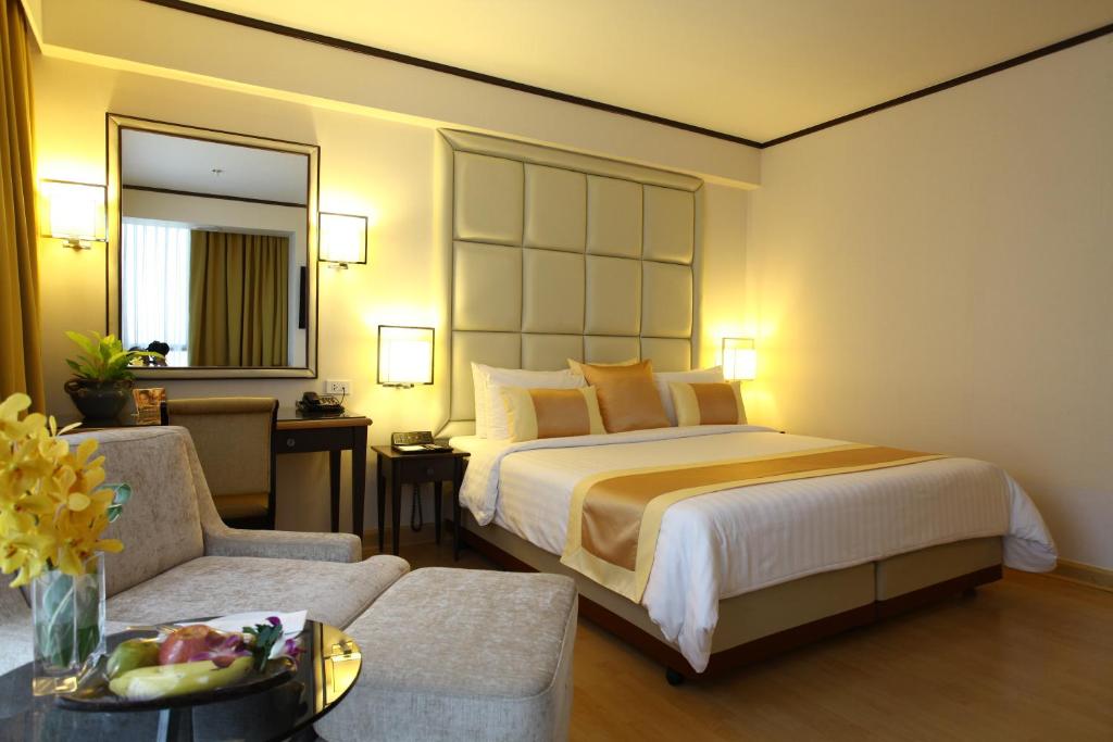 The Four Wings Hotel Bangkok photo 2