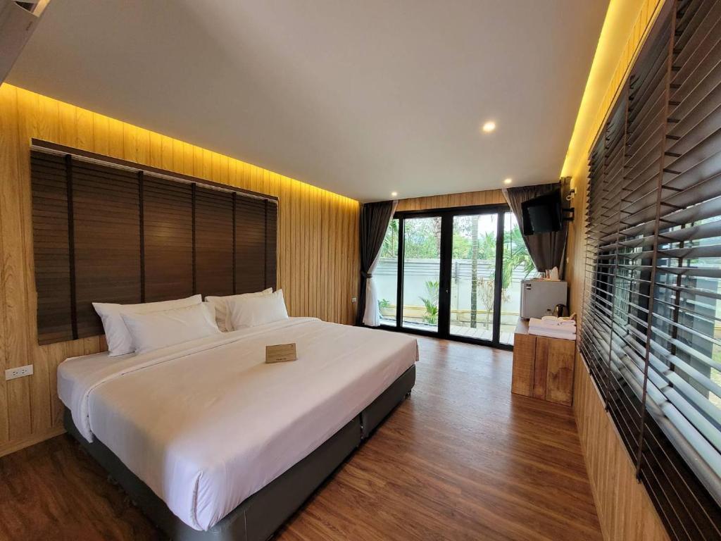 Sunnyvale Ranong 2 — photo 1