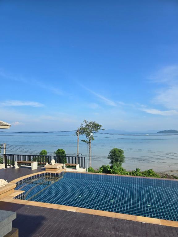 Golden Horizon Villa — photo 1