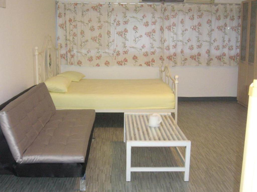 Chan Kim Don Mueang Guest House — photo 1