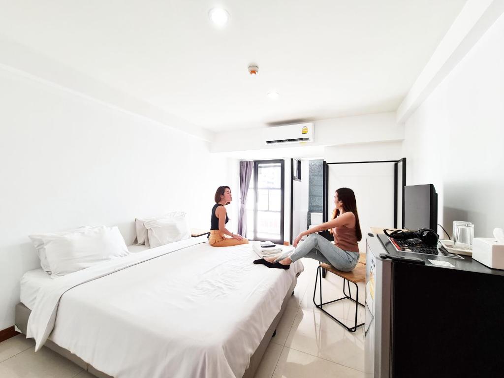 Don Muang Hotel photo 2