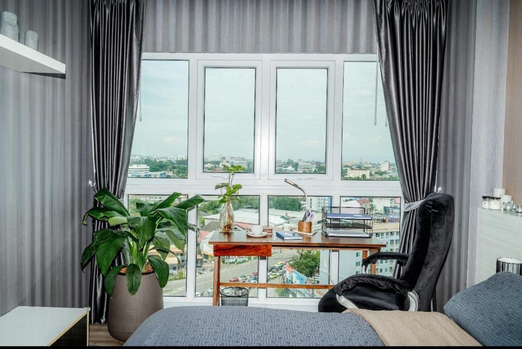 Stay with Pano at The Prio Condo photo 2