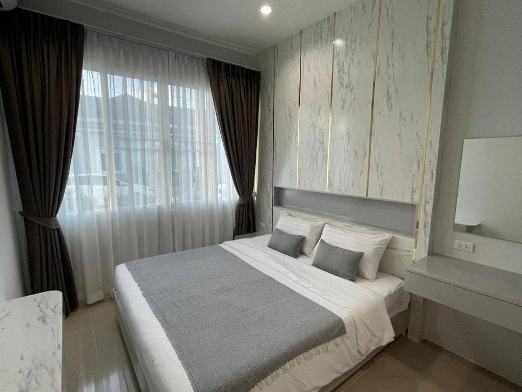 The Rich Villas Palai photo 2