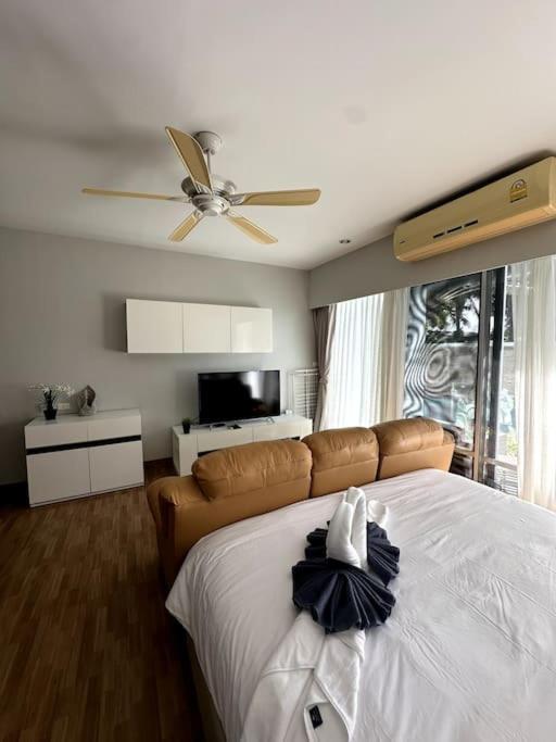 Сhic condo студия с бассейном photo 2