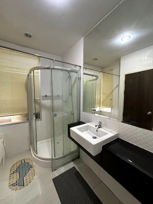 Сhic condo студия с бассейном photo 3
