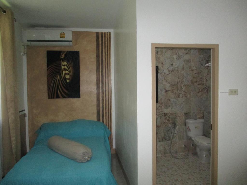 Similan Hotel photo 2