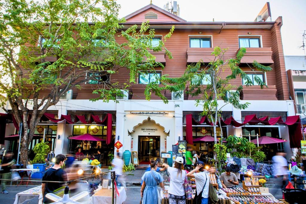 The Experience Walking Street Chiang Mai photo 2