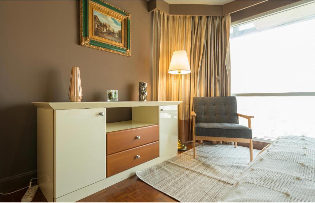 Sukhumvit Boutique Suite : Soi 13/ 10min. from BTS Nana station — photo 1