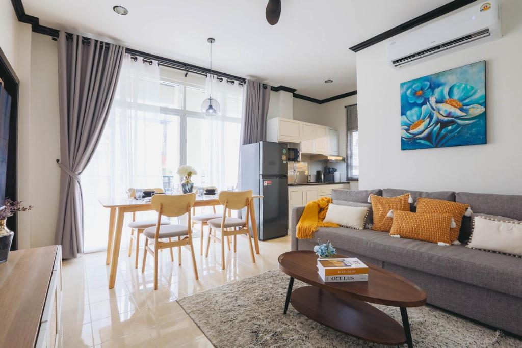Wink City 1 Patong Beach 4bedrooms — photo 1