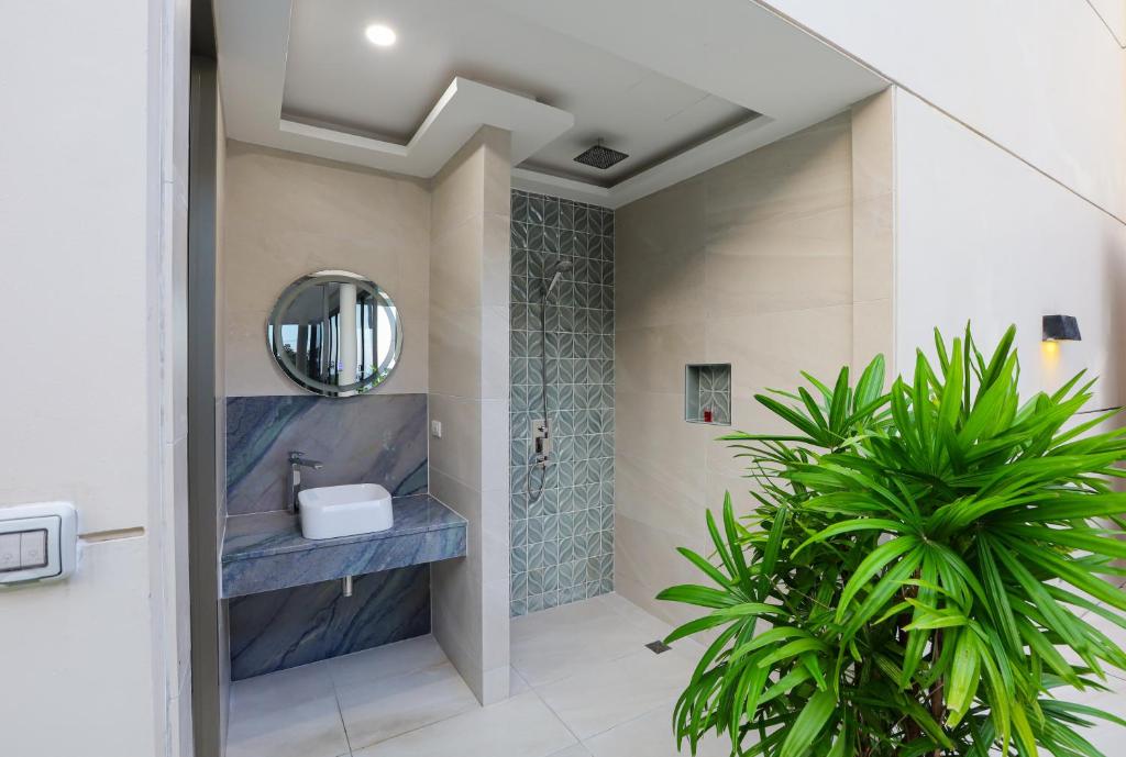 The heights penthouse 3bedroom A2 near Kata Beach photo 3