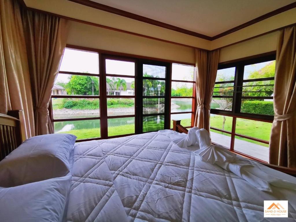 Sand-D House Pool Villa C18 at Rock Garden Beach Resort Rayong photo 2