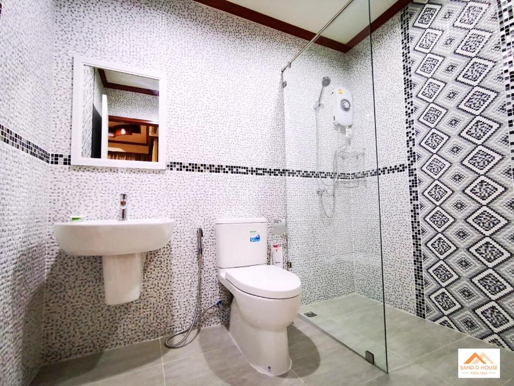 Sand-D House Pool Villa C18 at Rock Garden Beach Resort Rayong photo 3