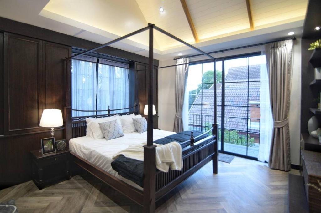 Serene Pool Villa photo 2