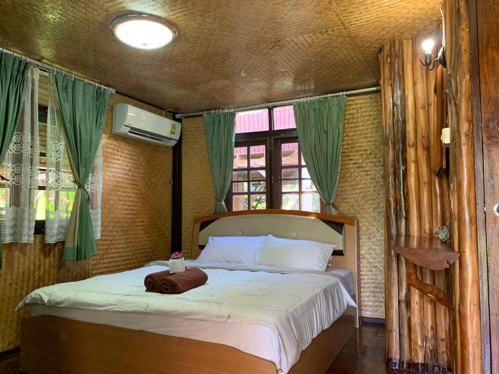 Sam's House Kanchanaburi photo 2