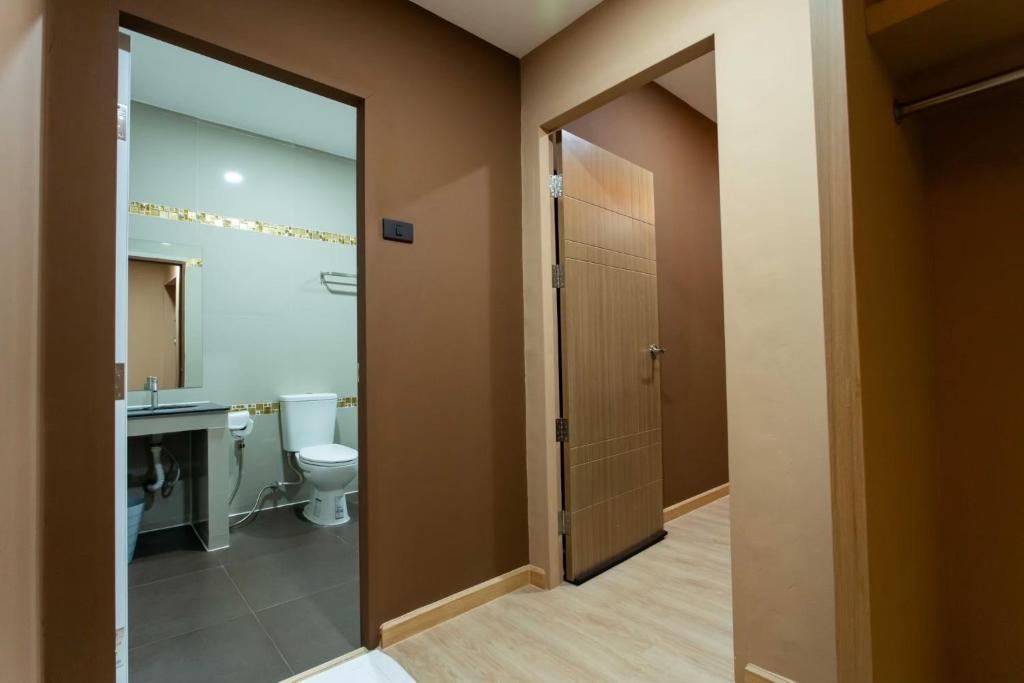 S3 Hotel (Rayong) photo 3