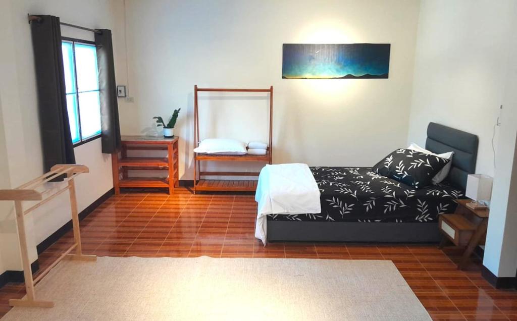 Spacious Two-Storey Townhouse photo 2