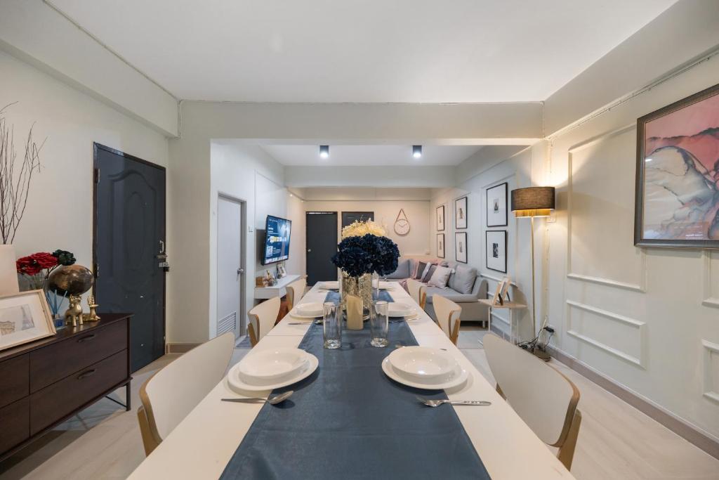 4BR house MRT subway 250m Chatujak Market wi-fi photo 3