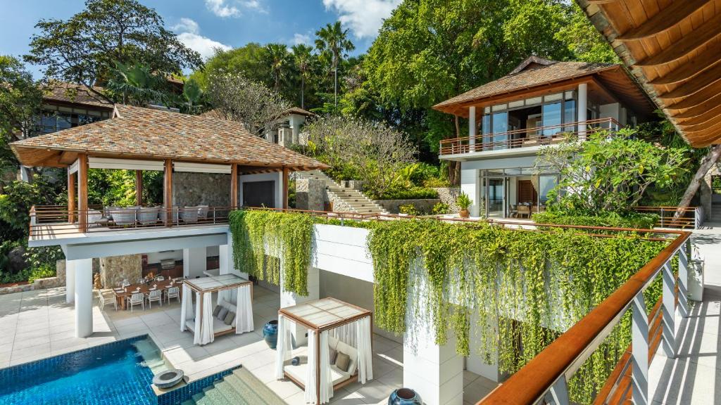 Villa Chelay photo 2