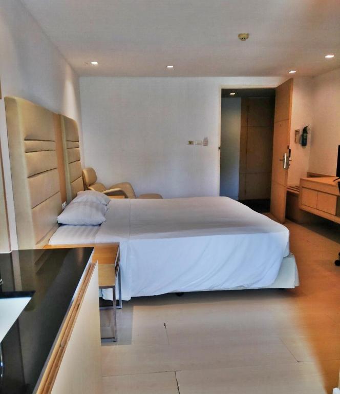 The Tivoli Hotel photo 2