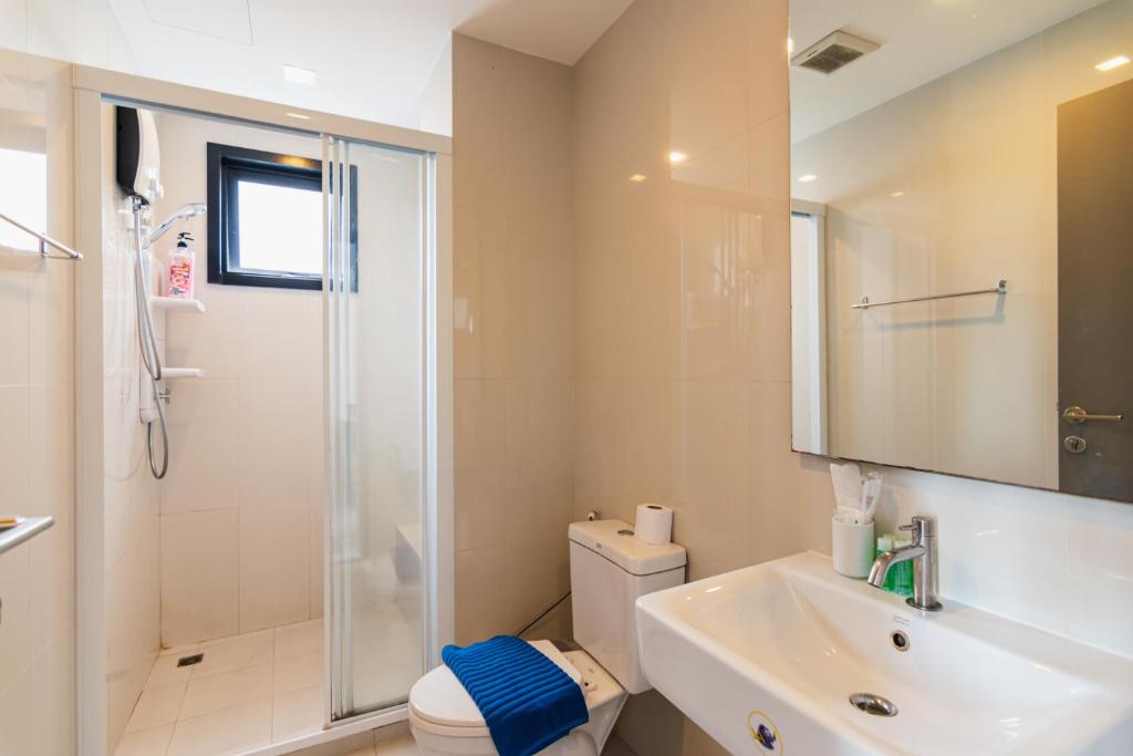 The Base Central Pattaya By Pattaya Holiday photo 3