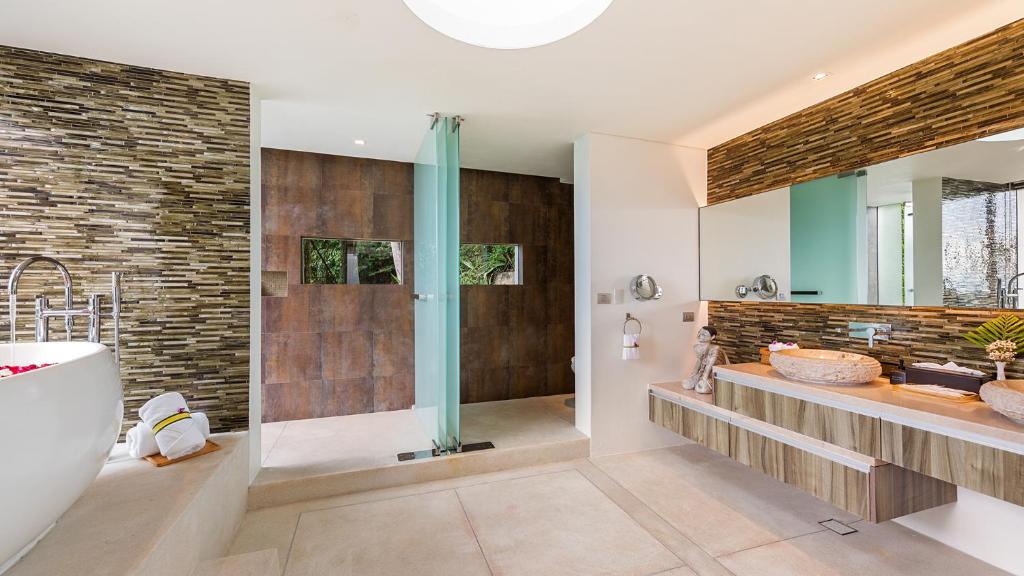 Zest : Ultra-Luxurious Five Star Villa photo 3