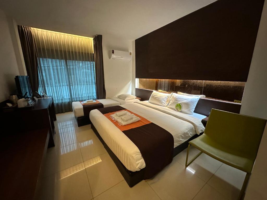 Collection O The Bangkok Airport Link Suite photo 2