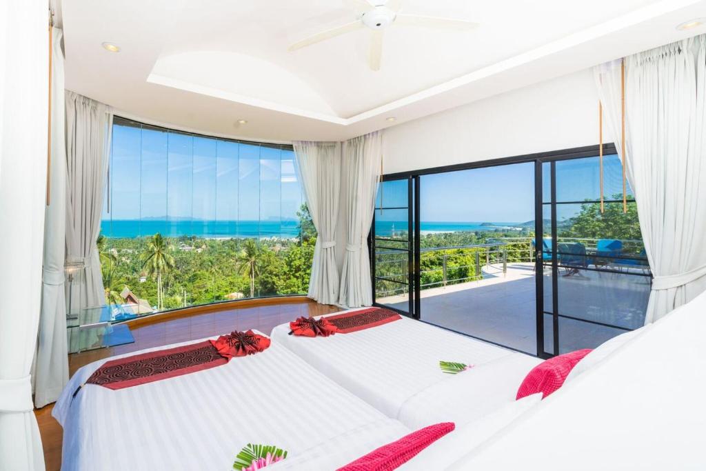 White Stone - Sunset View 4 Bed Pool Villa photo 2