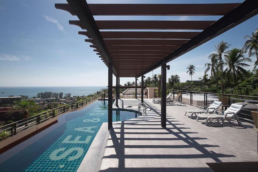 Seaside Haven Karon photo 2