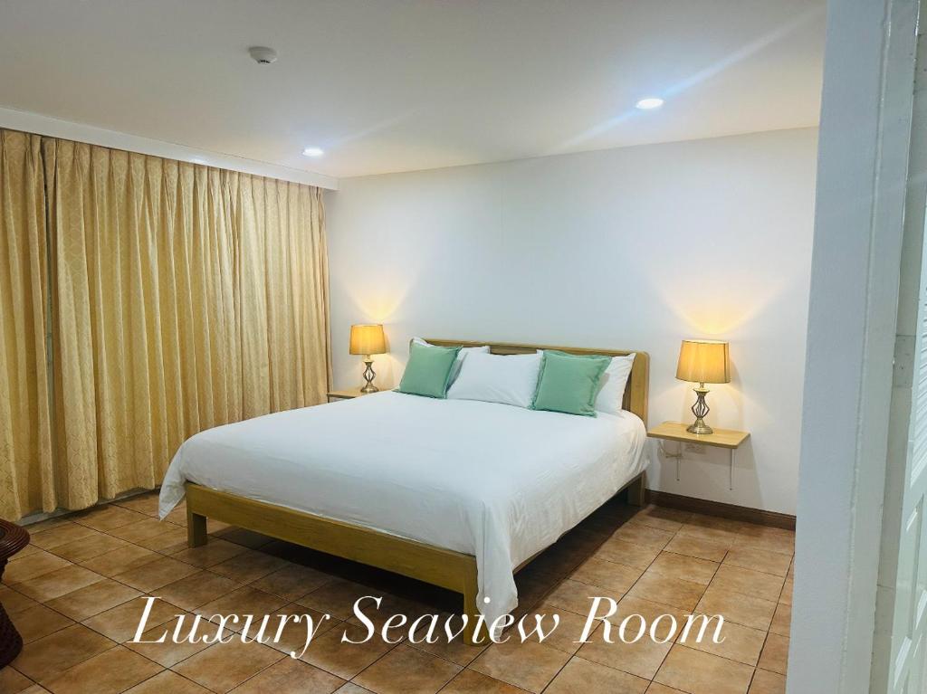 Surin Bay Inn photo 2