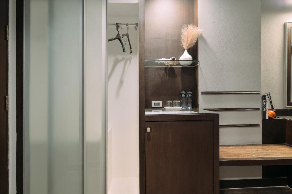 Tori crown hotel photo 2
