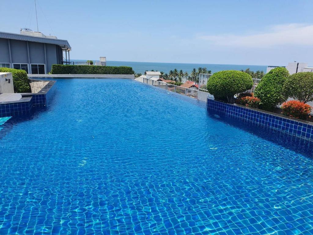 The patio บางแสน F5 R58 — photo 1