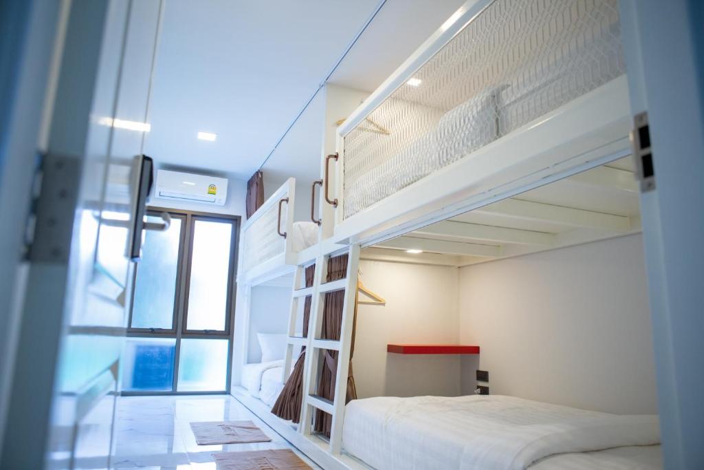 Rich8 Hostel photo 2