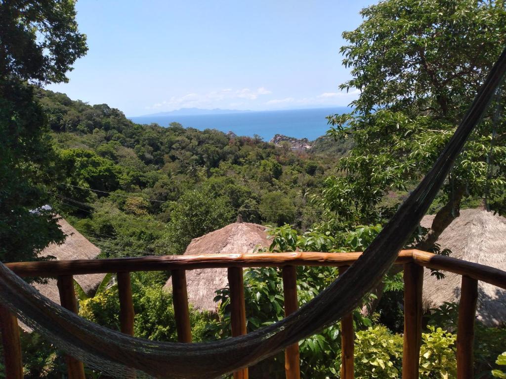 Tree House Bungalows Koh Tao — photo 1