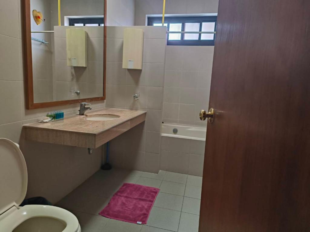 Tanwa Suite - MRT Ratchadapisek photo 3