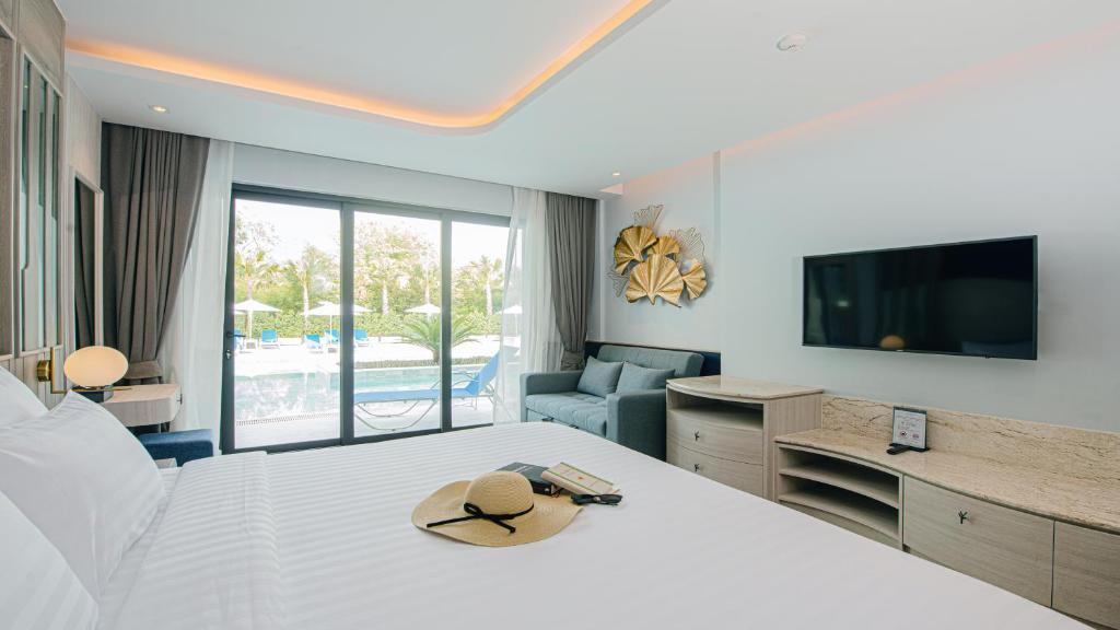 Seabed Grand Hotel Phuket photo 3