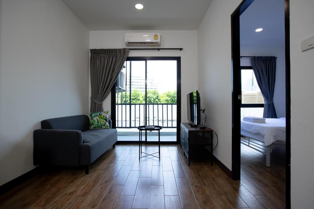 Room 36 service apartment — photo 1