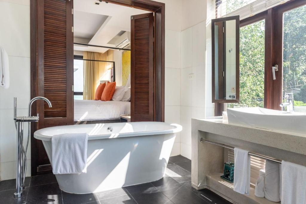 Lotus Samui Luxury Beach Villas photo 2